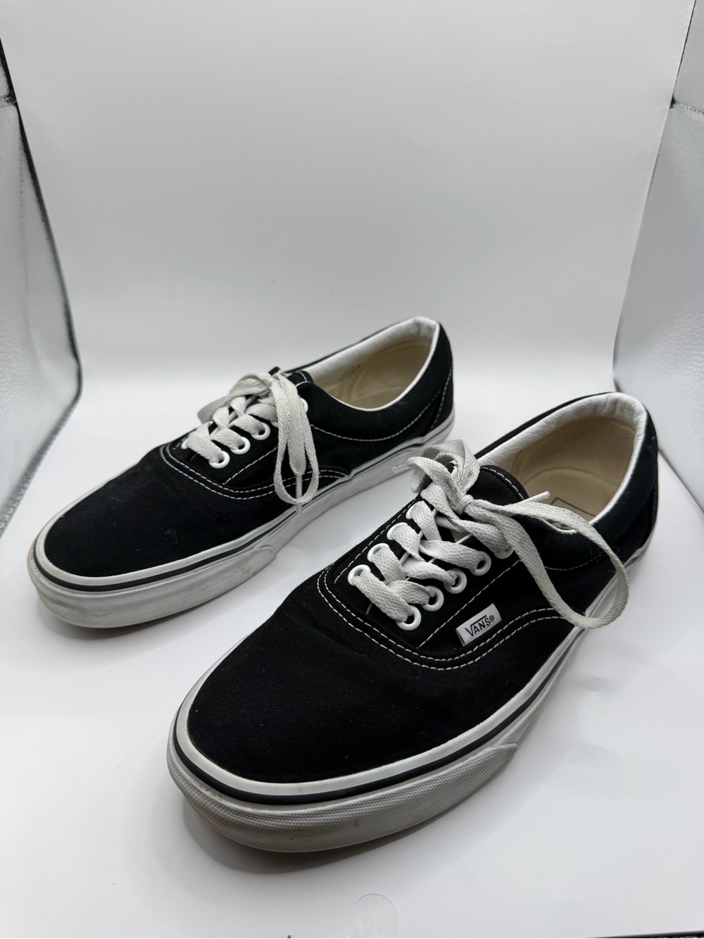 Vans Authentic Black White Canvas Lace Up Sneakers Men’s 7.5 Women’s 9